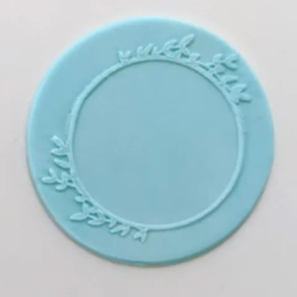 CIRCLE WITH LEAVES DEBOSSER