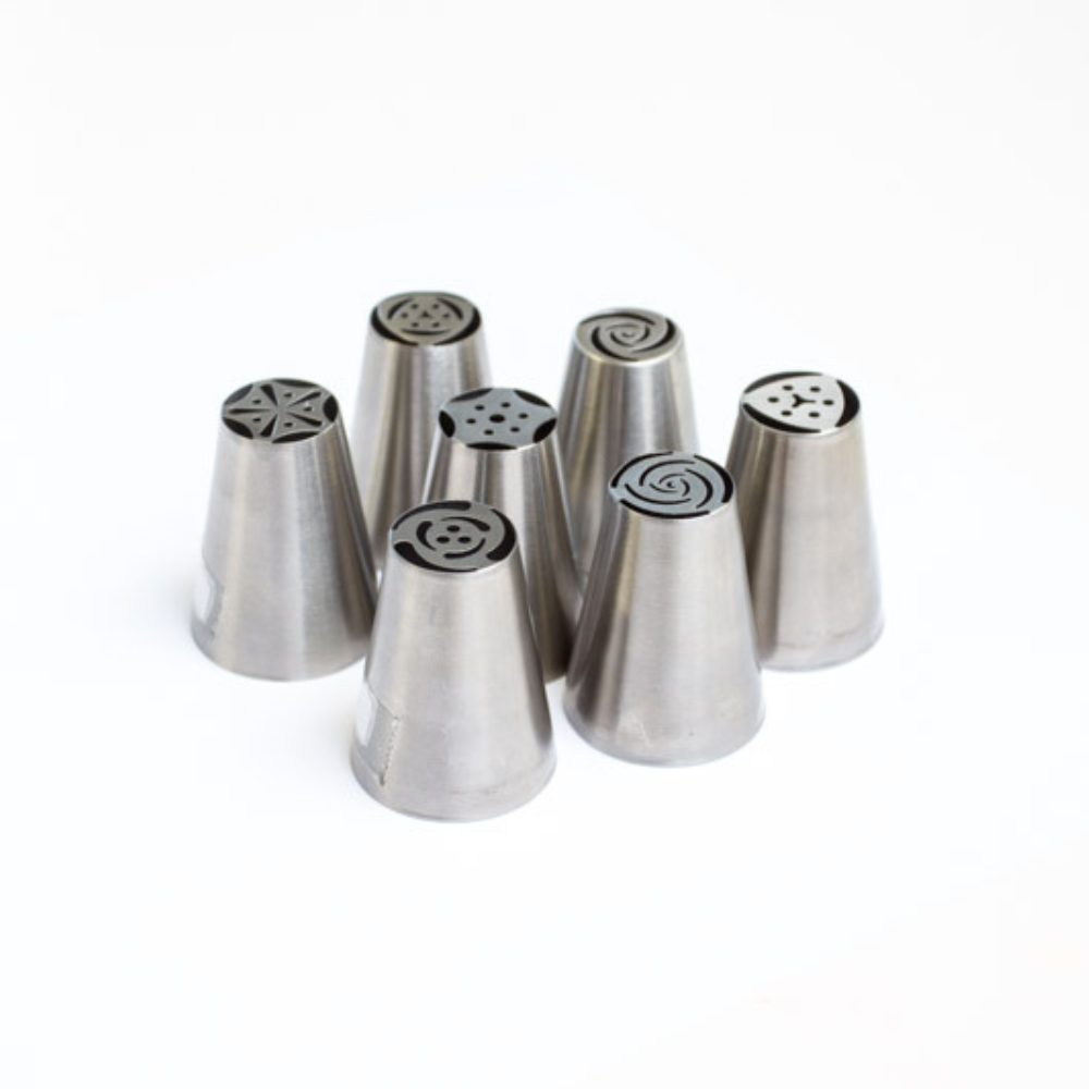 Specialty Icing Tip -LEAF (1)