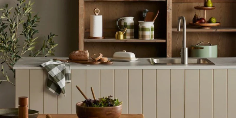 Farmhouse Kitchen | Heading Image | Product Category