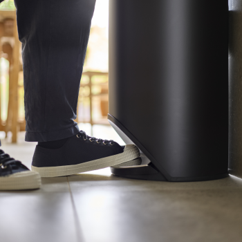 JJ-Arc-Carbon-Black-30L-Bin (12)