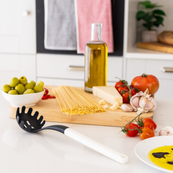 KitchenAid-Slotted-Spoon-Pasta-Server (5)