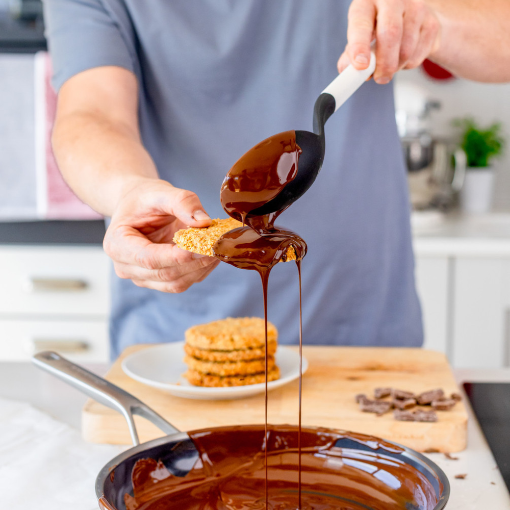 KitchenAid-Solid-Spoon (2)