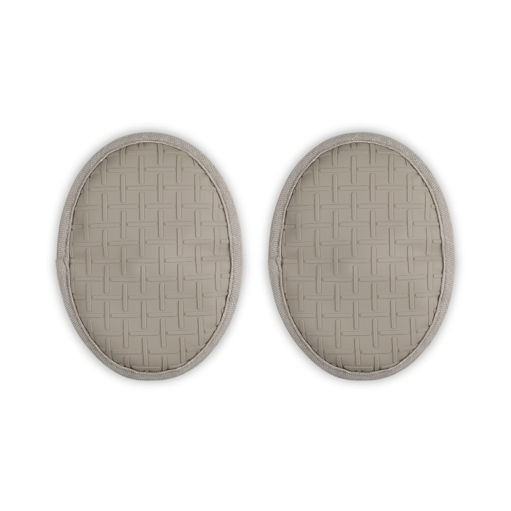 Le-Creuset-Oval-Pot-HolderSet-2-sable (1)