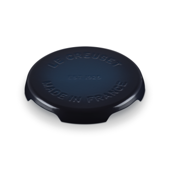 Le-Creuset-cast-iron-trivet-22cm (2)