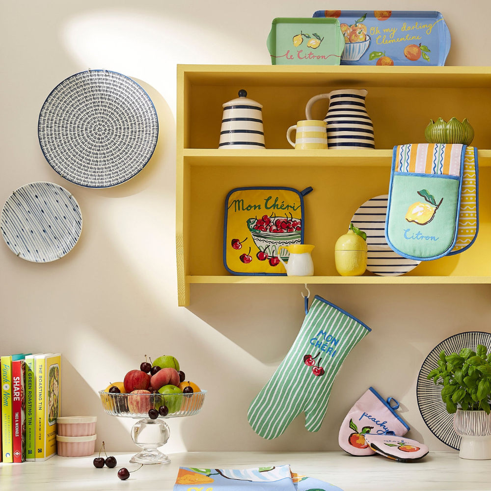 Ulster-Weavers-Summer-Fruits-Pot-Mitt (3)