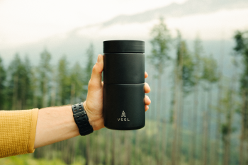 VSSL-Nest Pour-Over-Coffee-set-lifestyle-landscape (2)