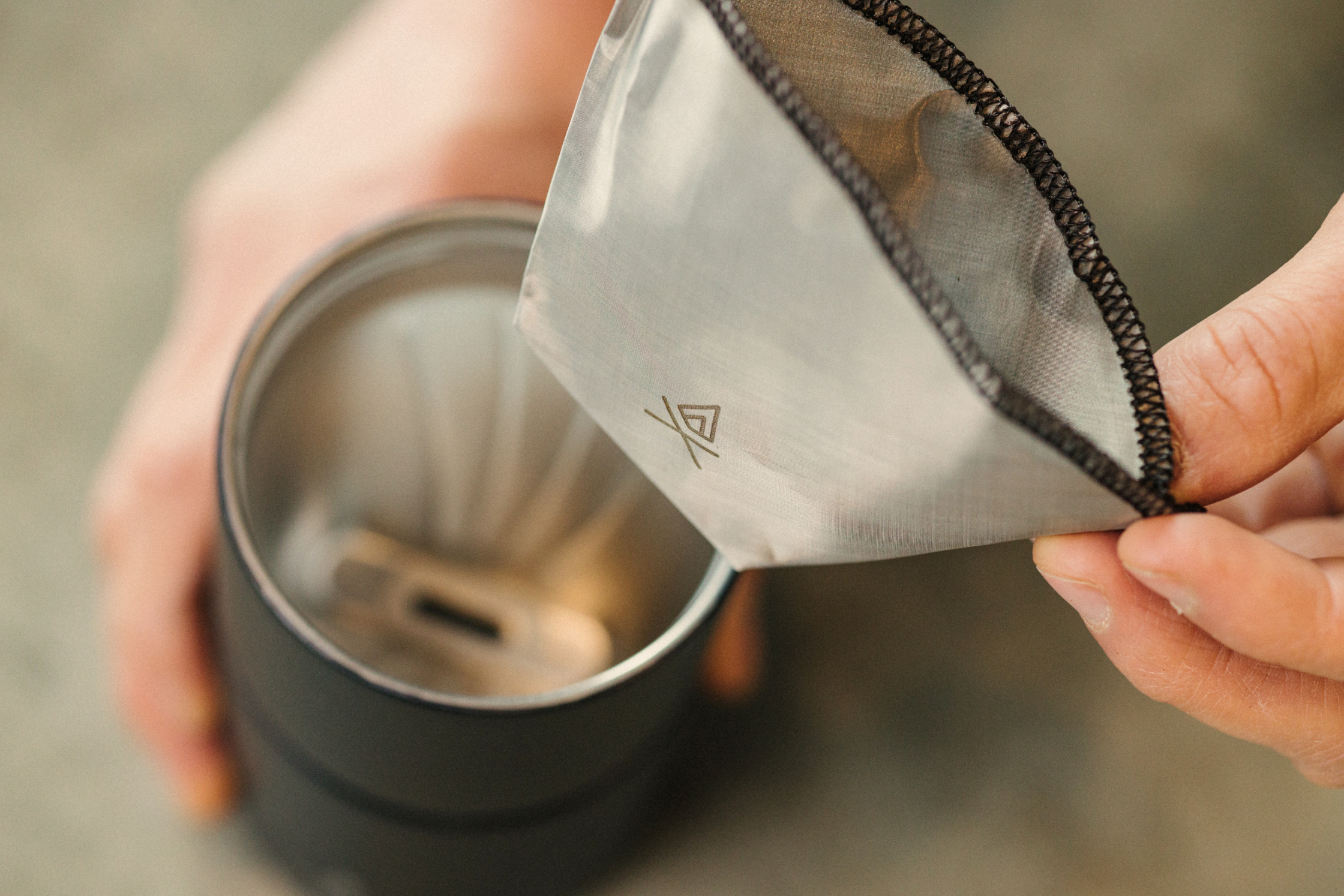 VSSL-Nest Pour-Over-Coffee-set-lifestyle-landscape (3)