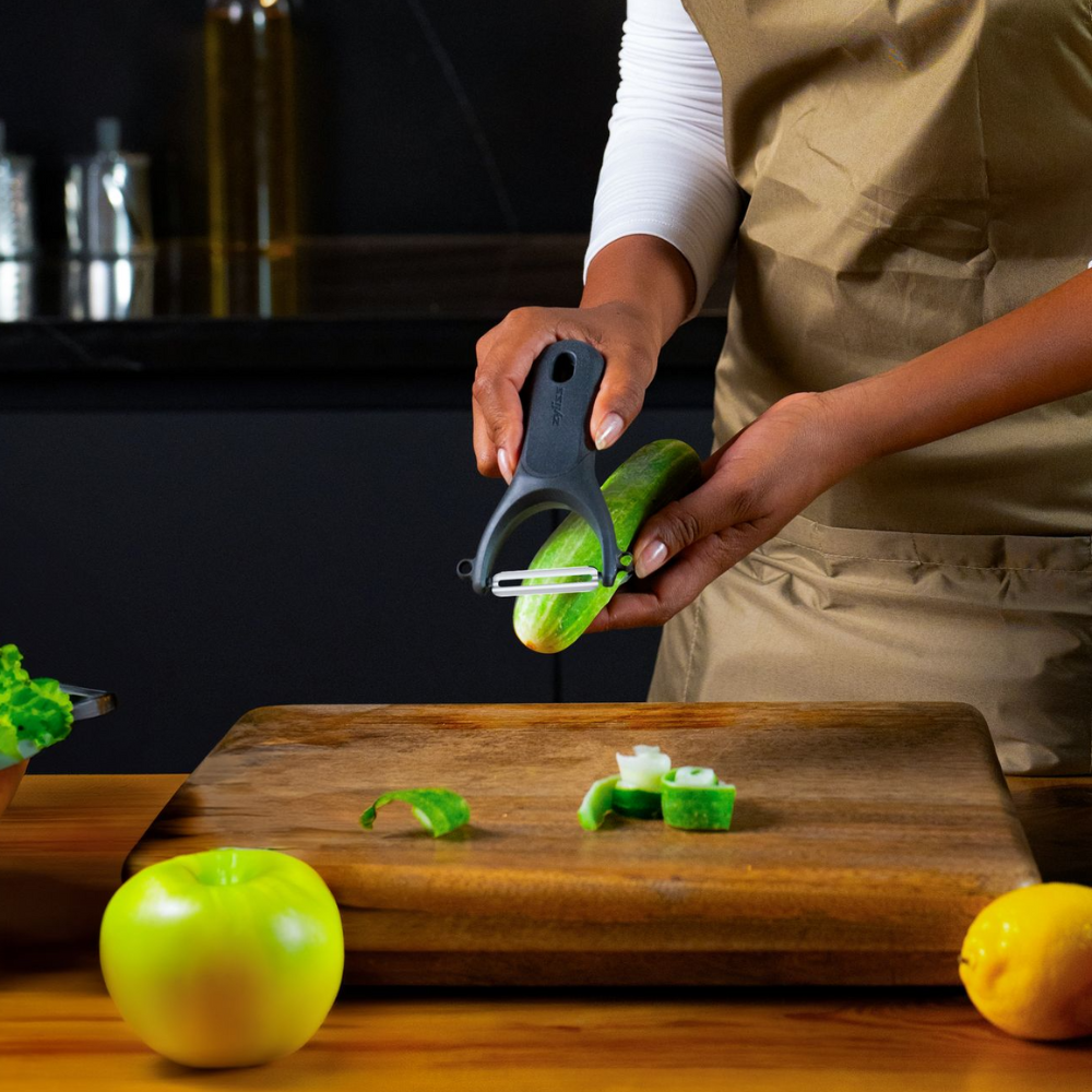 Zyliss-Swivel-Y-Peeler-14cm (5)