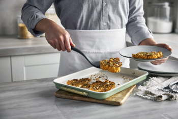 GreenPan Cookie Sheet Lifestyle Sage (6)