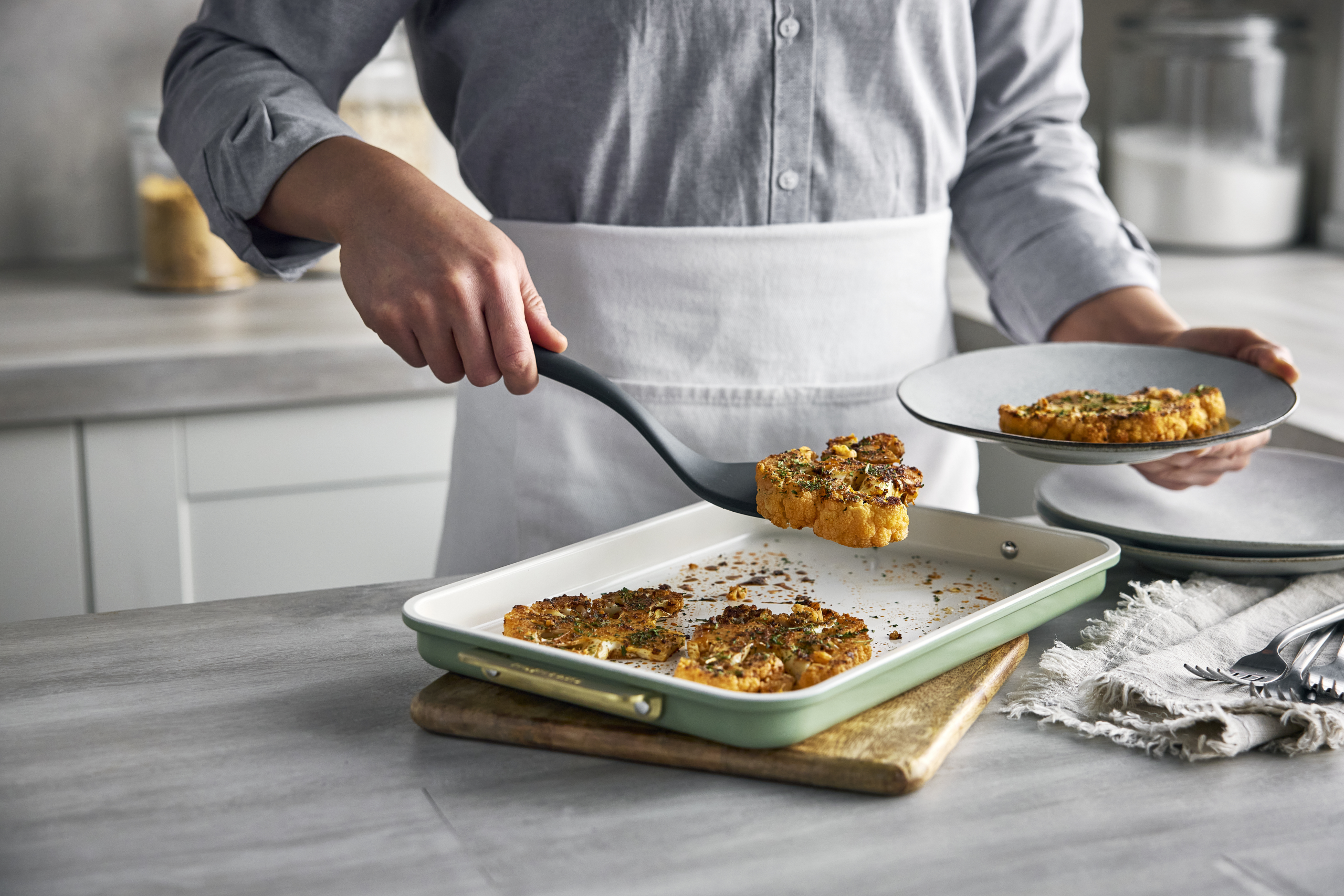 GreenPan Cookie Sheet Lifestyle Sage (6)