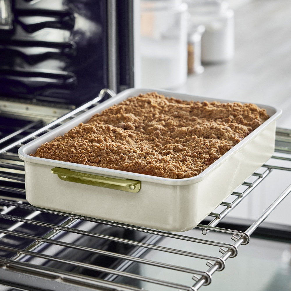 GreenPan Rectangular Cake Pan Cream (2)