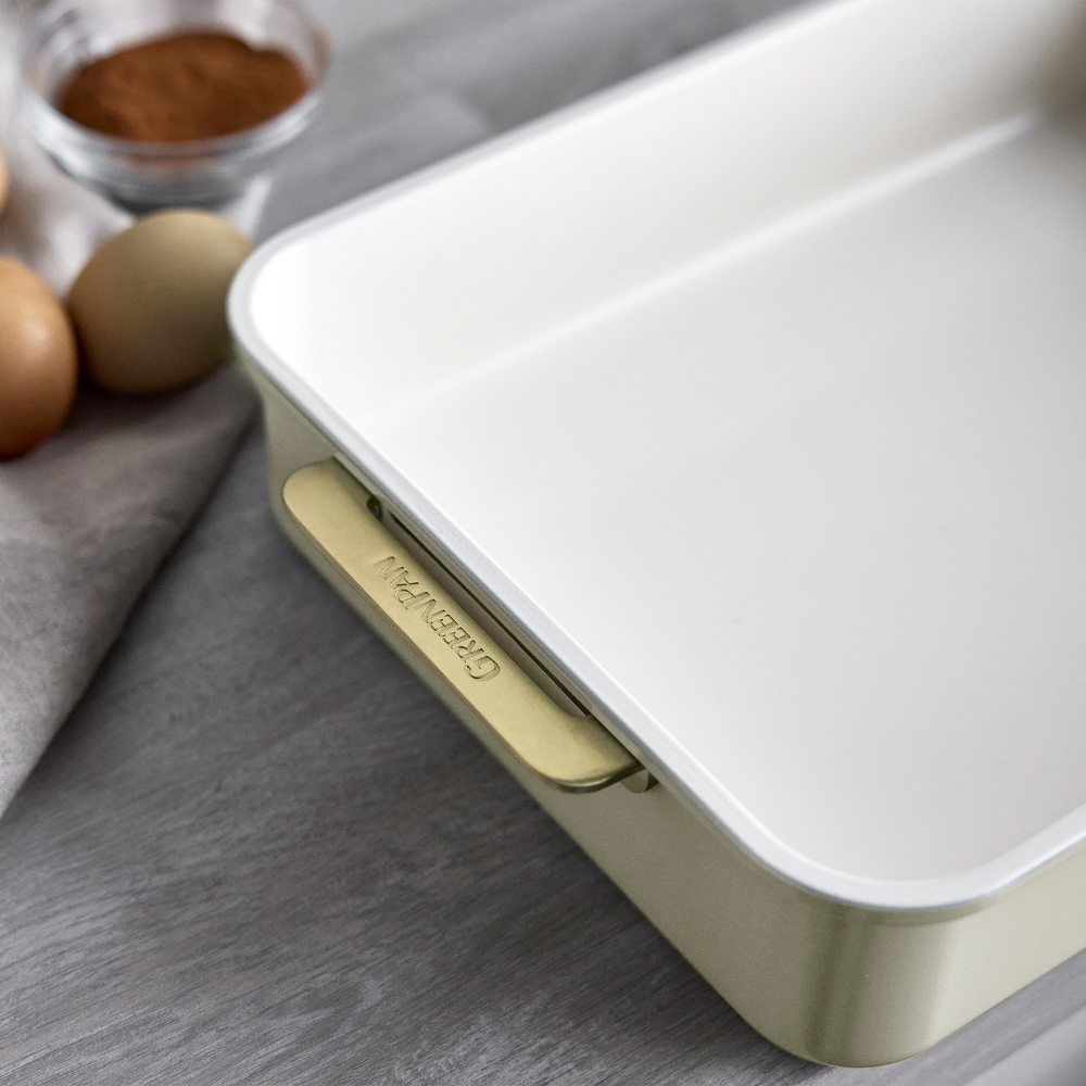 GreenPan Rectangular Cake Pan Cream (4)