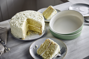 GreenPan Round Cake Pan Lifestyle Sage (3)