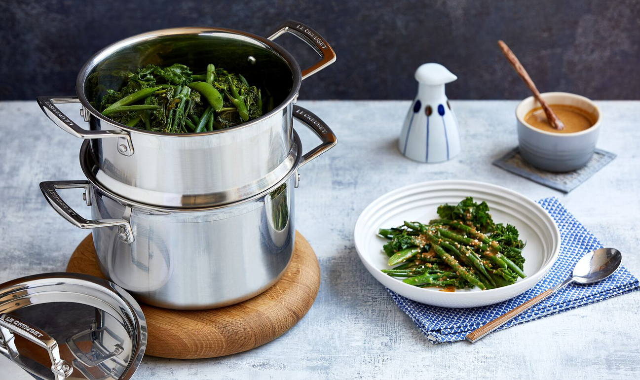 Le Creuset 3 Ply Stainless Casserole 20cm (6)