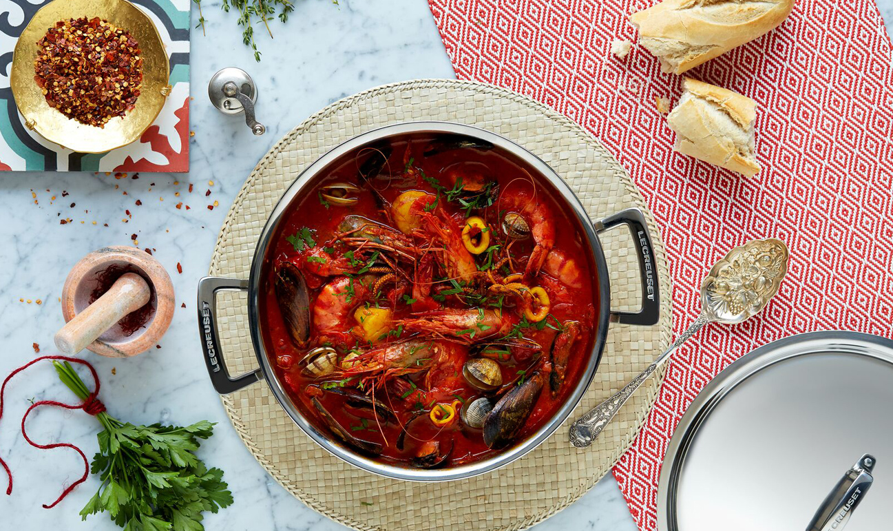 Le Creuset 3 Ply Stainless Casserole 20cm (7)