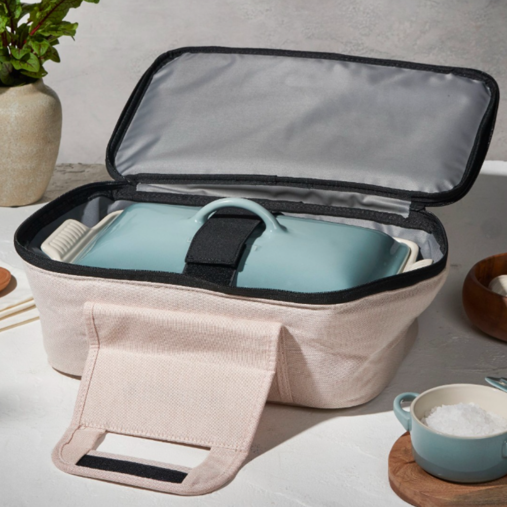 Le Creuset Bakeware Tote Bag (2)