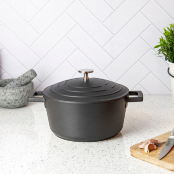MasterCraft Cast Aluminium Casserole 2.5L Black (3)