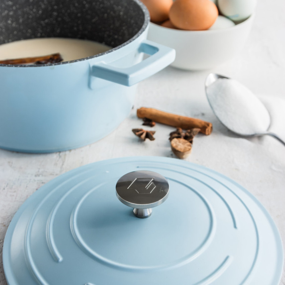 MasterCraft Cast Aluminium Casserole 2.5L Blue (5)