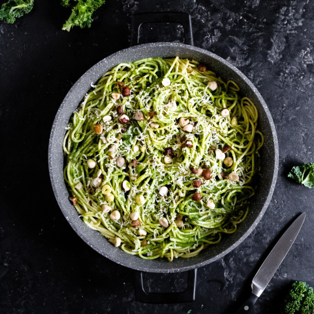 MasterCraft Cast Aluminium Shallow Casserole Dish 2.5L Black (4)