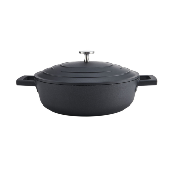 MasterCraft Cast Aluminium Shallow Casserole Dish 2.5L Black
