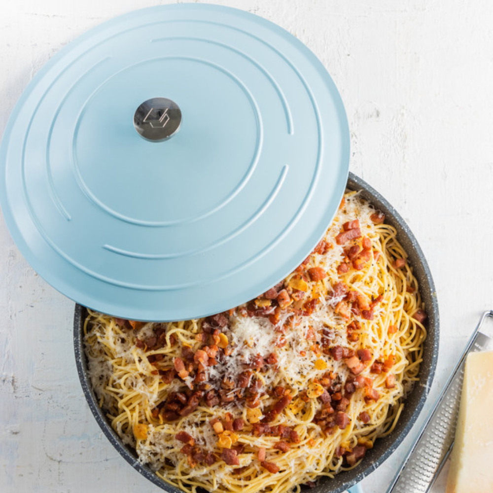 MasterCraft Cast Aluminium Shallow Casserole Dish 4L Blue (5)