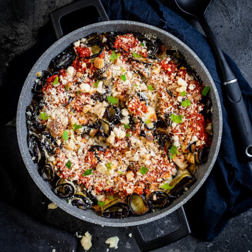 MasterCraft Cast Aluminium Shallow Casserole Dish 5L Black (2)