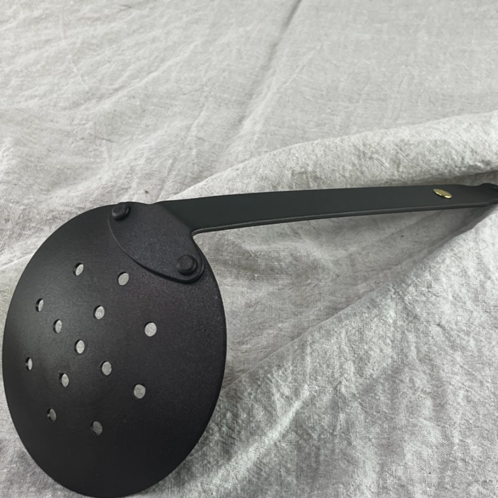 Netherton Foundry Black Iron Utensil Set (2)