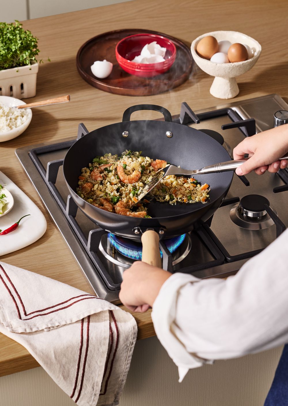 Le Creuset Carbon Steel Wok 30cm (9)