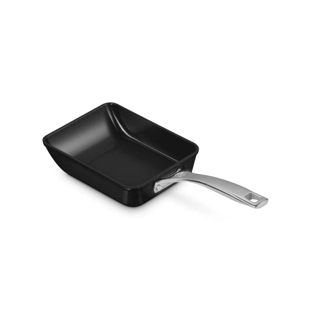 Le Creuset ENSC Egg Pan 18cm (5)