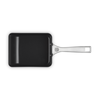 Le Creuset ENSC Egg Pan 18cm (6)