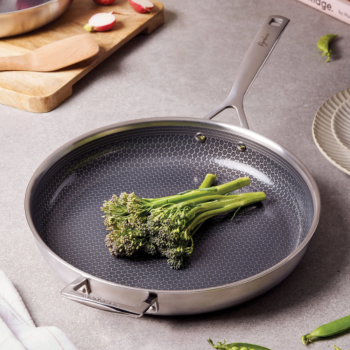 Pyrohex Frypan w Helper Handle 32cm (5)