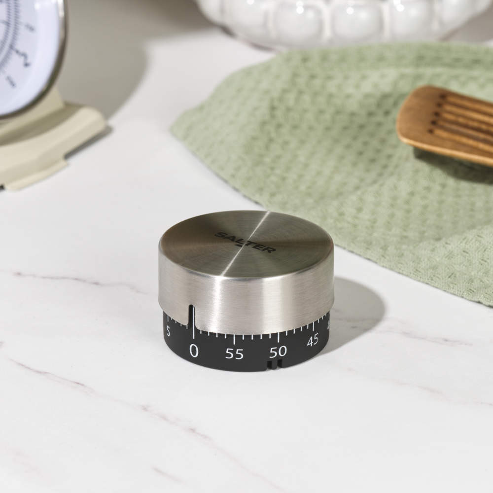 Salter 60 Minute Mechanical Timer Lifestyle (3)