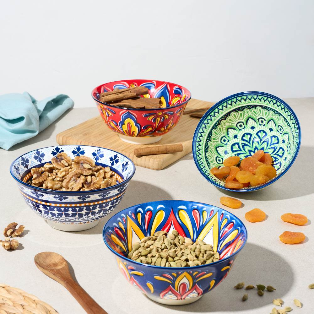 Wilkie Brothers Glazed Porcelain Ramen Bowl Lifestyle (2)