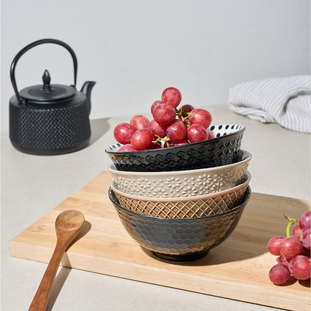 Wilkie Brothers Glazed Porcelain Ramen Bowl Lifestyle (7)