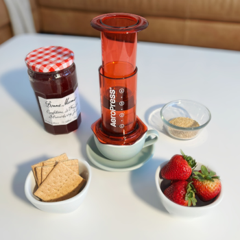 AeroPress Colors Press 295ml Red (11)