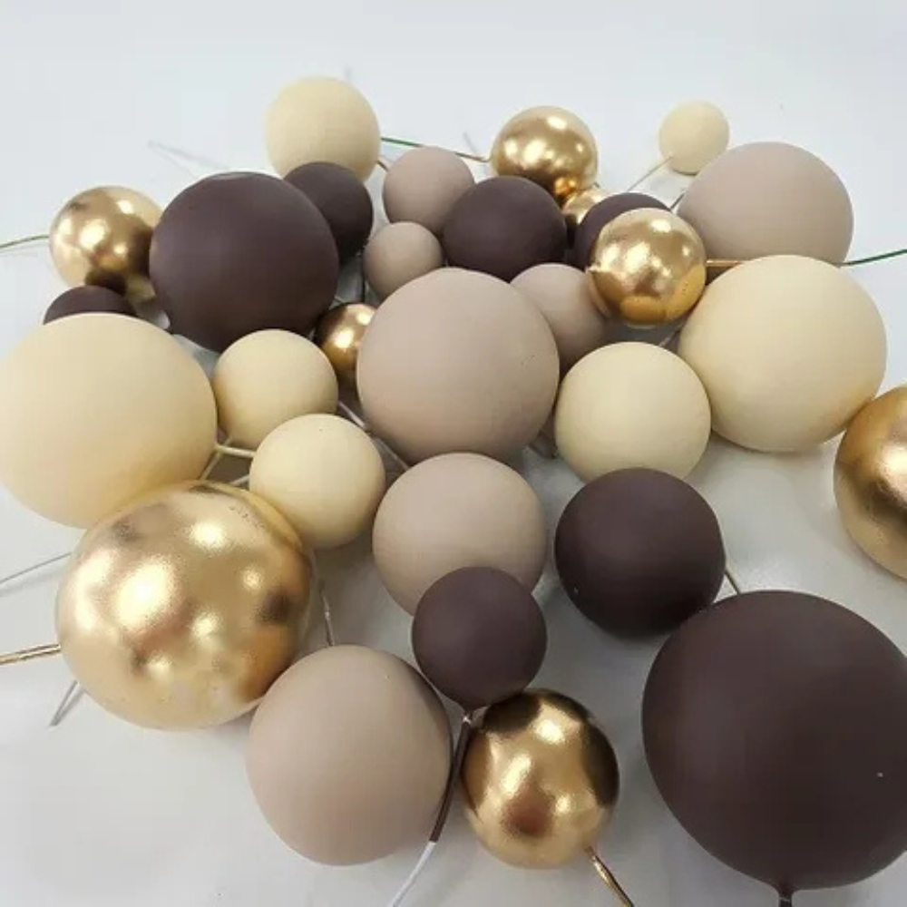 Cake Craft Wish Ball Decoration 32 Pack Brown, Cream & Gold (1)