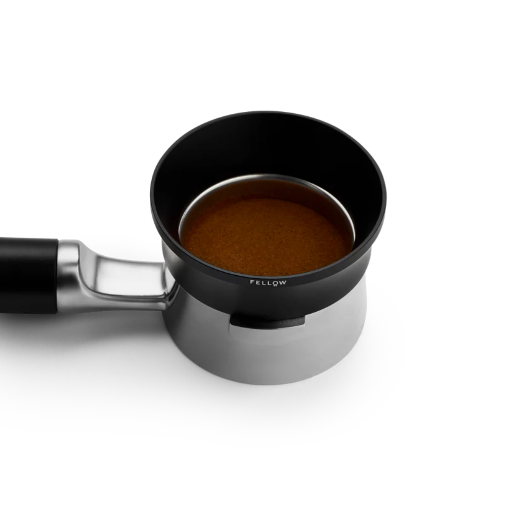 Fellow Espresso Magnetic Dosing Funnel Black 58mm (3)