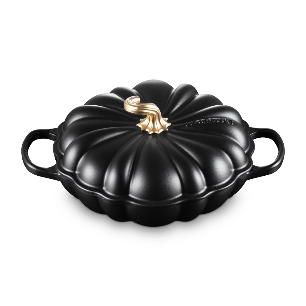 Le Creuset Cast Iron Shallow Casserole Matte Black (1)