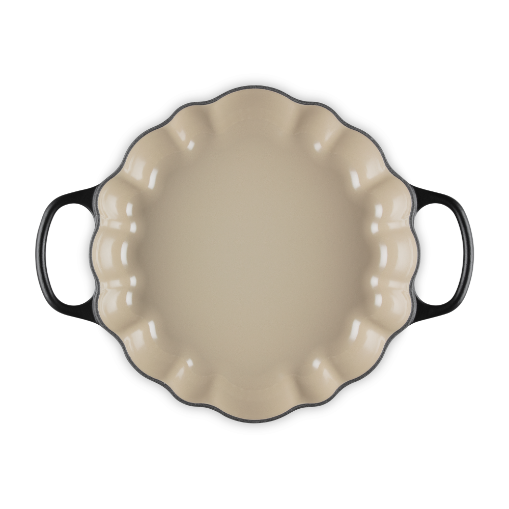 Le Creuset Cast Iron Shallow Casserole Matte Black (3)