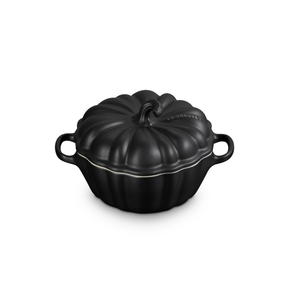 Le Creuset Pumpkin Cocotte Matte Black (2)