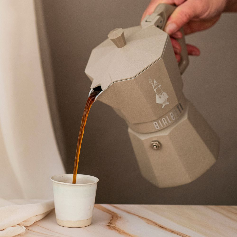 Bialetti Moka Exclusive Induction Desert 6 Cup (4)