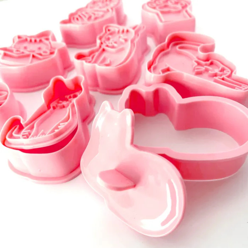 Cake Craft Cookie Cutters Cats Set of 8 (2)