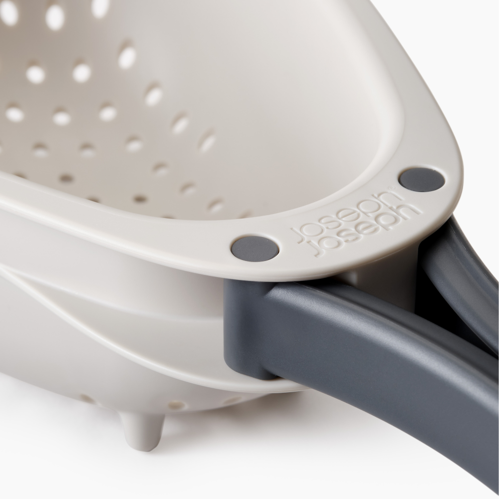 Joseph Joseph Compact Colander (6)