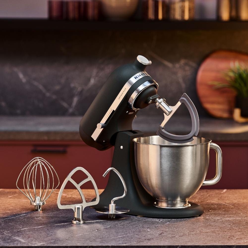 KitchenAid Artisan Plus KSM50 Stand Mixer Cast Iron Black (12)