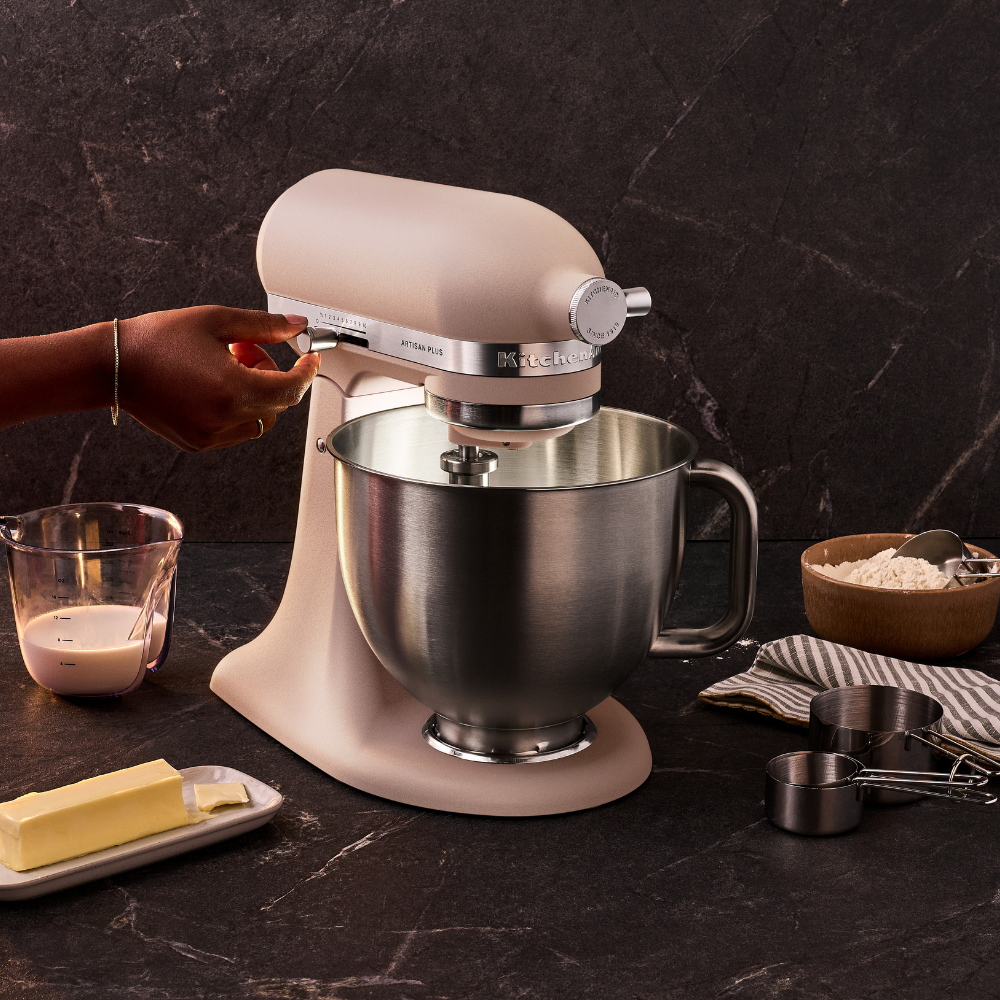 KitchenAid Artisan Plus KSM50 Stand Mixer Feather Pink (11)