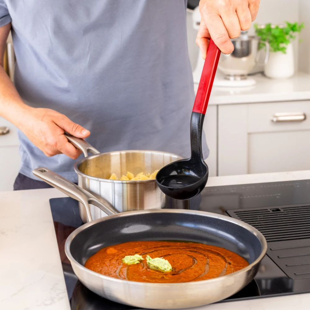 KitchenAid Ladle Empire Red 30cm (6)