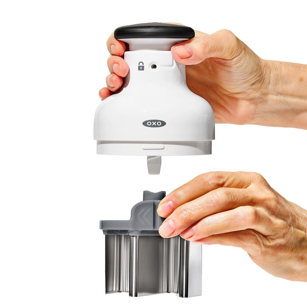 OXO Good Grips Chopper (2)