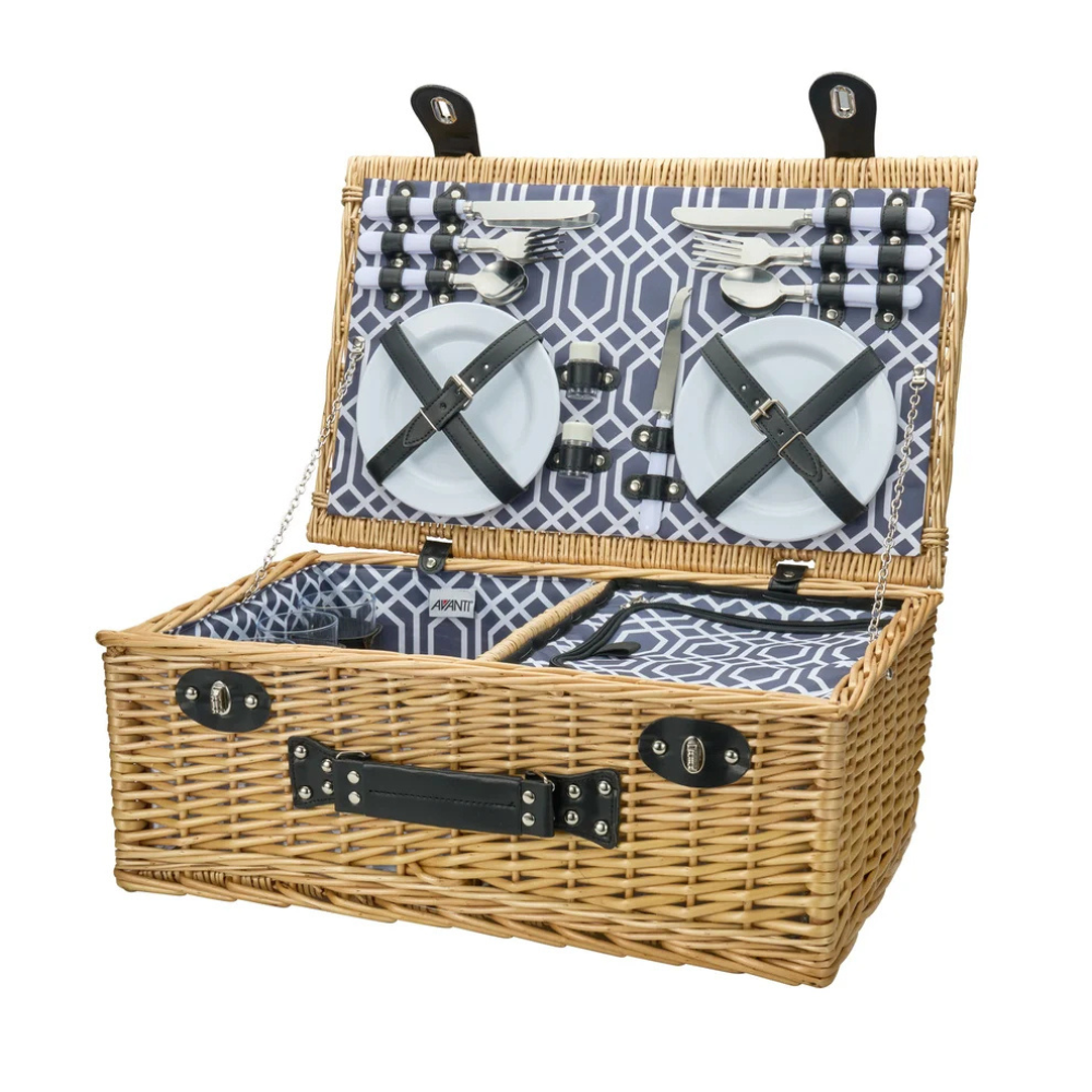 Avanti4 Person Picnic Basket Wicker