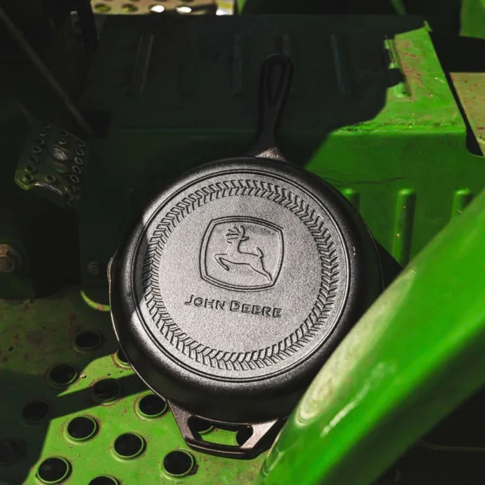 John Deere Cast Iron Skillet 26cm (6)