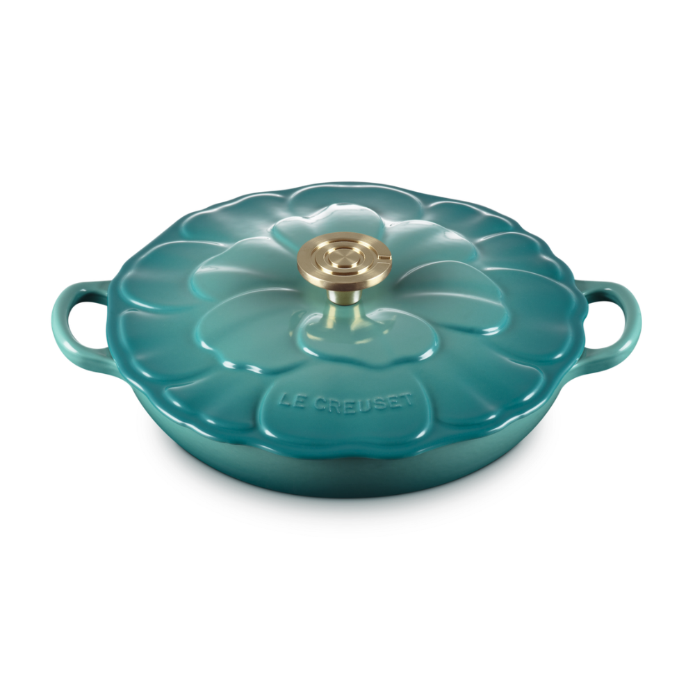 Le Creuset Signature Cast Iron Petal Shallow Casserole Bleu Riviera 26cm (1)